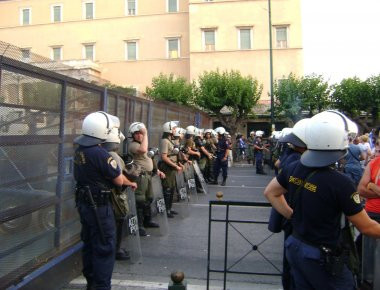 Από ψυχομετρικά τεστ θα περάσουν 1000 άνδρες των ΜΑΤ-ΥΜΕΤ